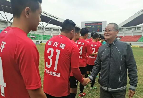 以“侨批杯”足球赛为抓手，大力弘扬潮汕文化