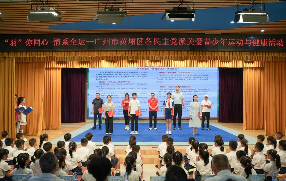 8ccd50df127b4e95a4894c989f0dd0f4 图片